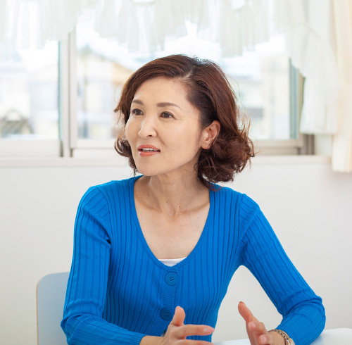 代表取締役　横井 恵