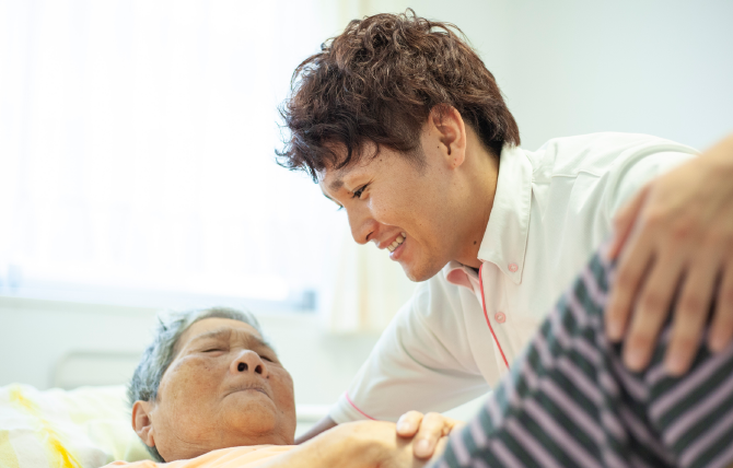 有資格スタッフが24時間常駐していますので、 万一のときも安心です。
