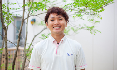 介護スタッフ 三上 翔矢